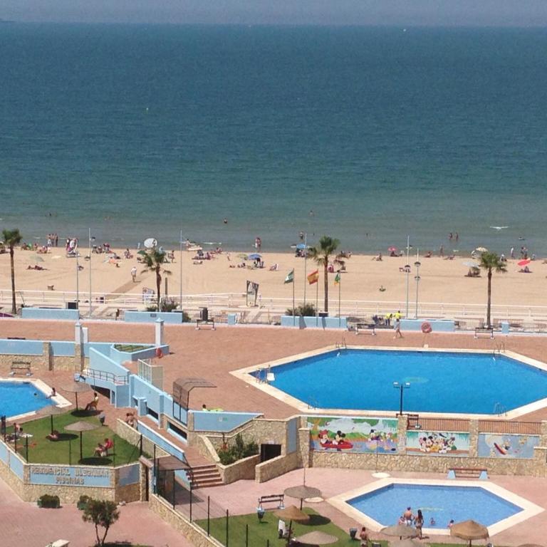 Piso frente la playa de Valdelagrana - Apartamento - 25
