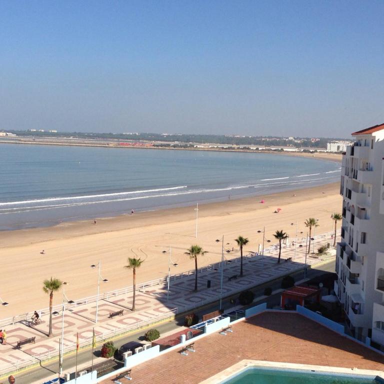 Piso frente la playa de Valdelagrana - Apartamento - 22