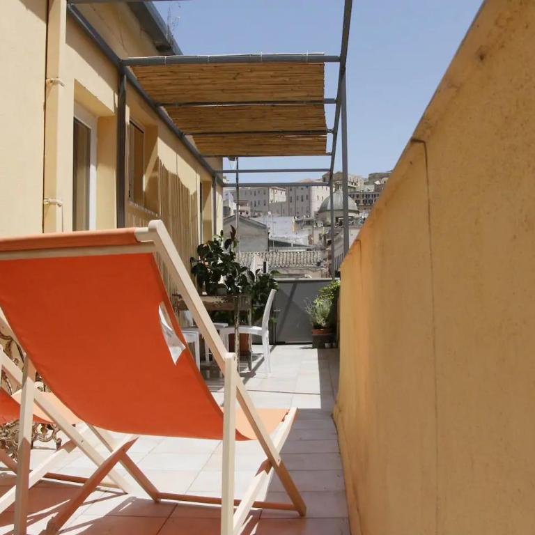 Appartamento con terrazza panoramica in Marina. - Apartment with Balcony - 13