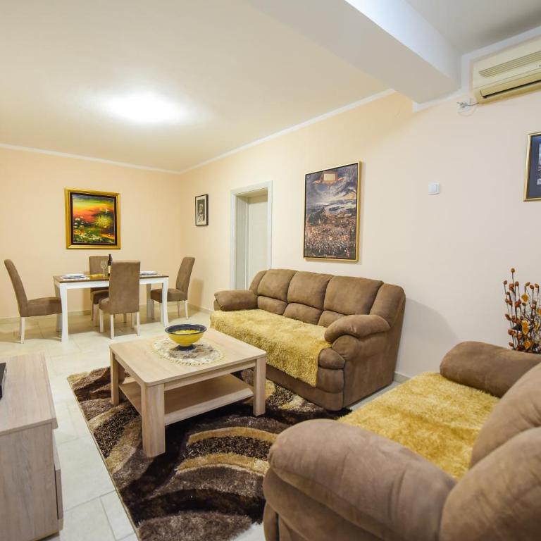 Apartman Centar 1 - Apartman sa 2 Spavaće Sobe - 1