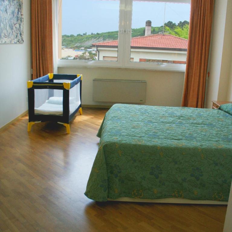 Hotel Scogliera - Camera Quadrupla - 5