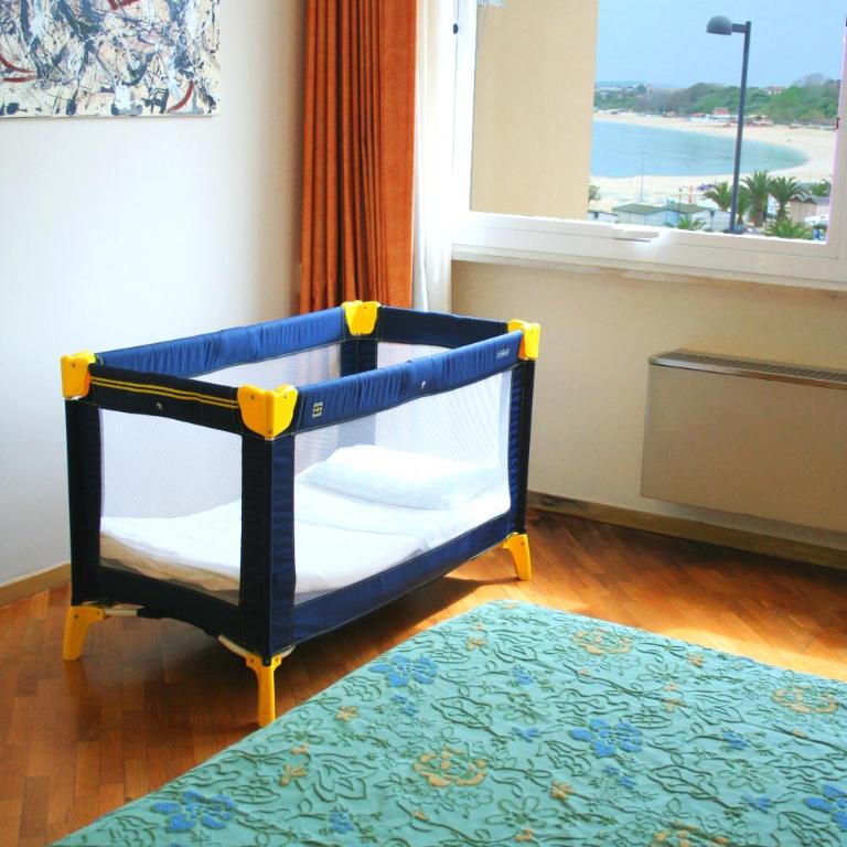 Hotel Scogliera - Camera Familiare (2 Adulti + 2 Bambini) - 5