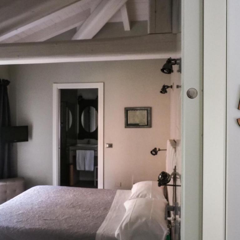 Corte Merighi Charming Rooms - Camera Matrimoniale Classic - 2