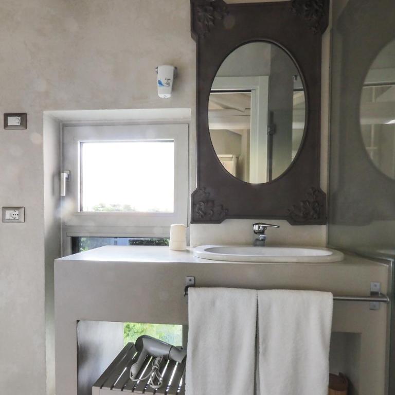 Corte Merighi Charming Rooms - Camera Matrimoniale Classic - 5