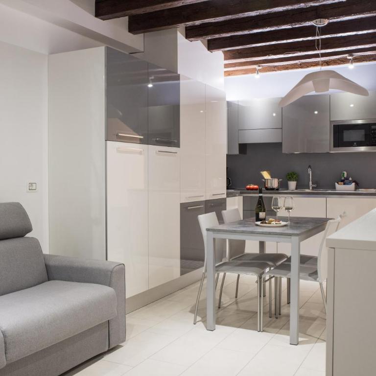 Venetian Mood private apartment - Appartamento - Piano Terra - 10