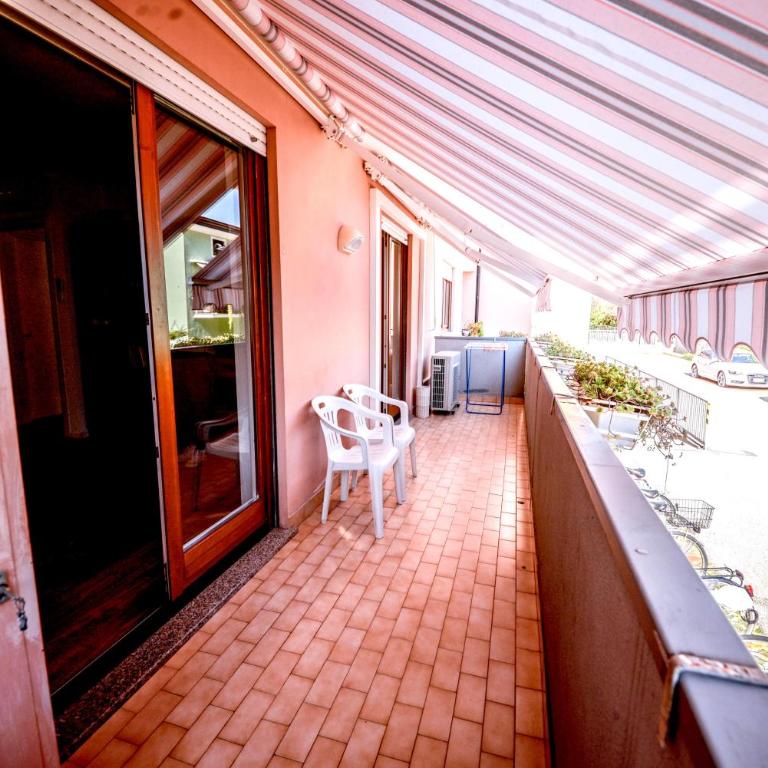 1Dest - The Nest - Appartamento con 2 Camere da Letto e Balcone - 13
