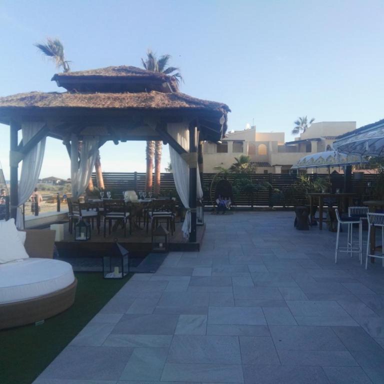 APARTAMENTO CON JACUZZI PRIVADO Y PARKING - Apartment - 54