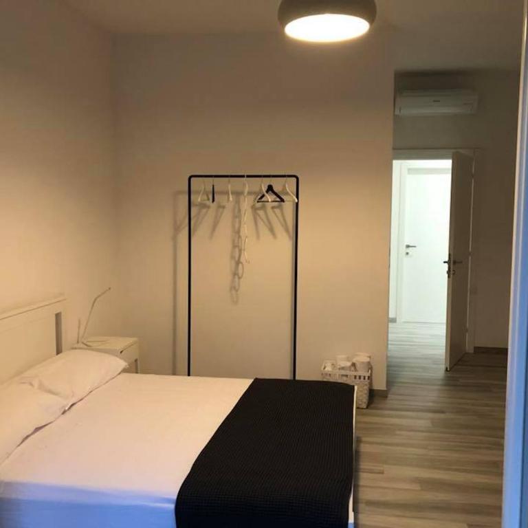 Four Rooms - Camera Matrimoniale Deluxe con Balcone - 5
