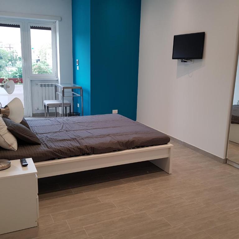 In Rome Trastevere Rooms - Deluxe Double Room with Balcony - 3