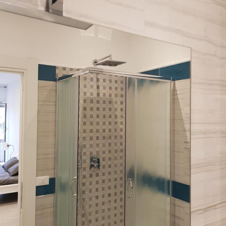 In Rome Trastevere Rooms - Deluxe Double Room with Balcony - 8