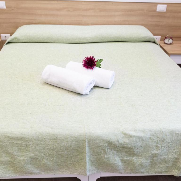 B&B #foryou - Camera Matrimoniale/Doppia con Letti Singoli con Bagno Privato - 2