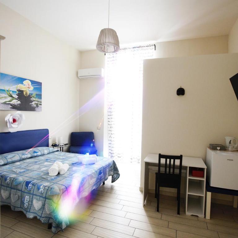 Domus Armenio - Large Double Room - 9