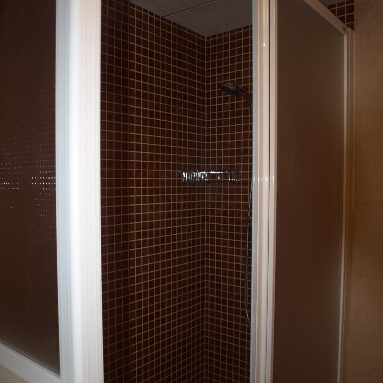 Apartaments Geminis - One-Bedroom Apartment (2 Adults + 2 Children) - 3