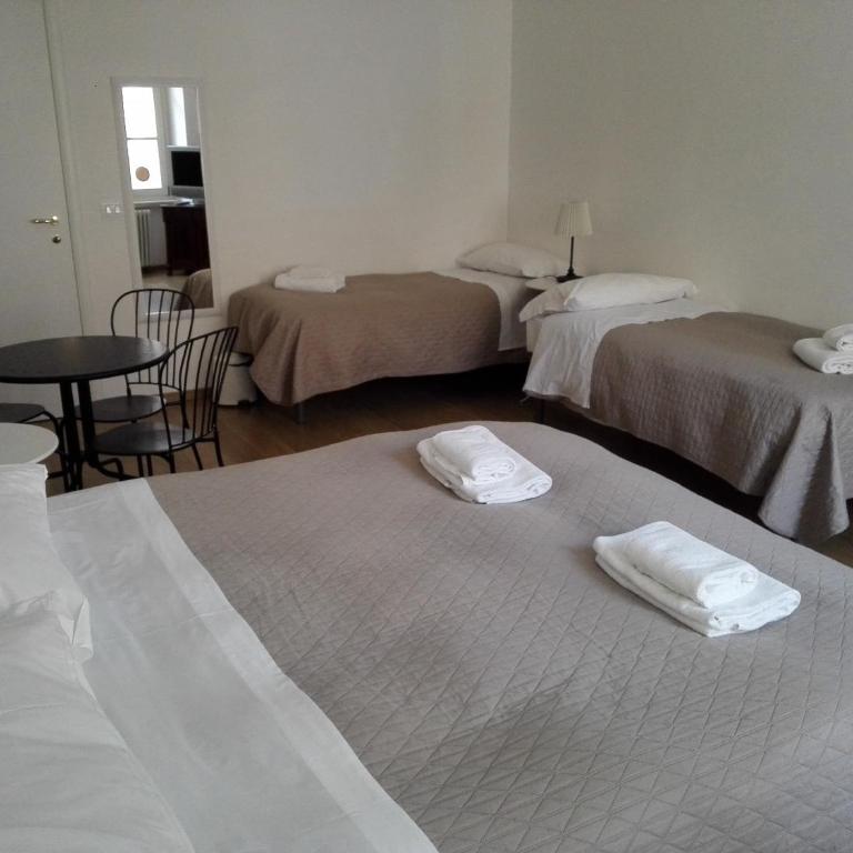 Palazzo Brigido - Quadruple Room with Private External Bathroom - 4