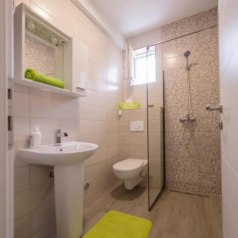 Villa Odobasic Rooms - Double Room with Private Bathroom - 5