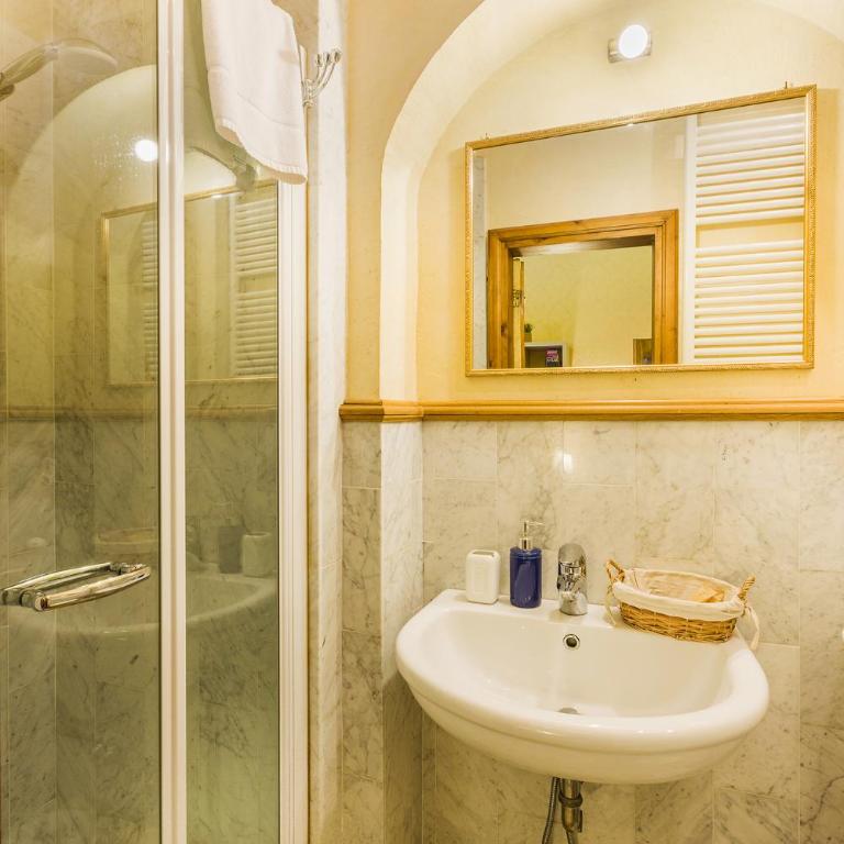 B&B Cavour10 Firenze - Habitación Doble Estándar - 1