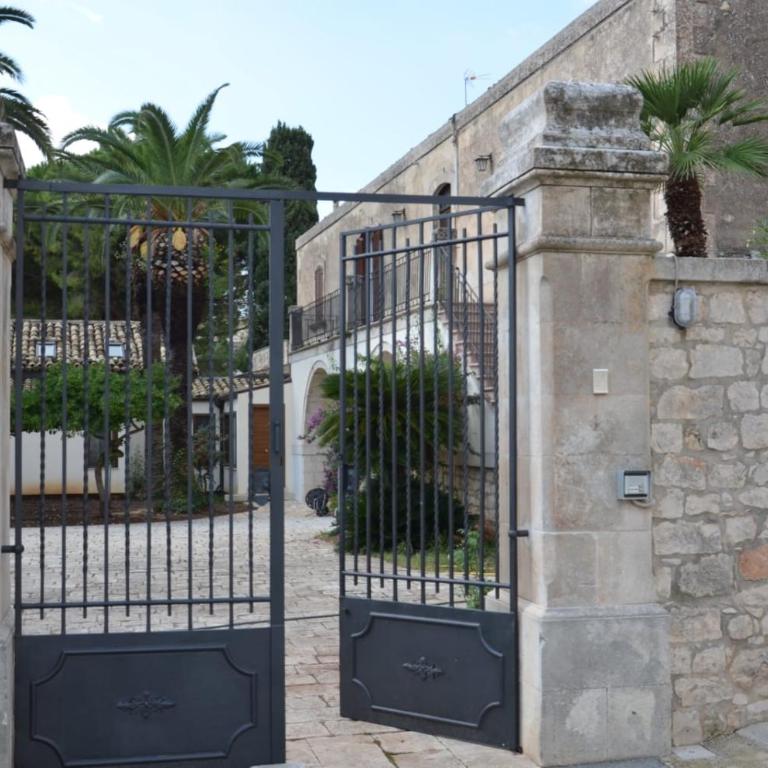 Villa Alchea Locazione Turistica - Villa - 2