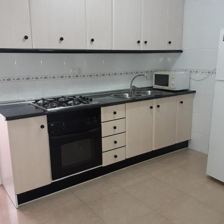 Alojamiento Vacacional Inma - Apartamento Superior - 25