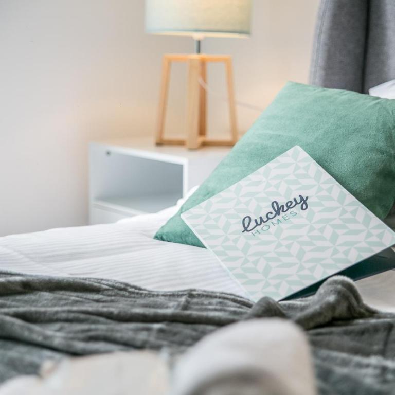 DOUCES NUITS CAENNAISES - Parking Privé inclus, centre ville - Appartement - 12