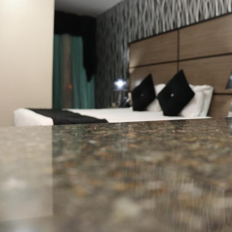 Luxsur - Deluxe Double Suite - 3