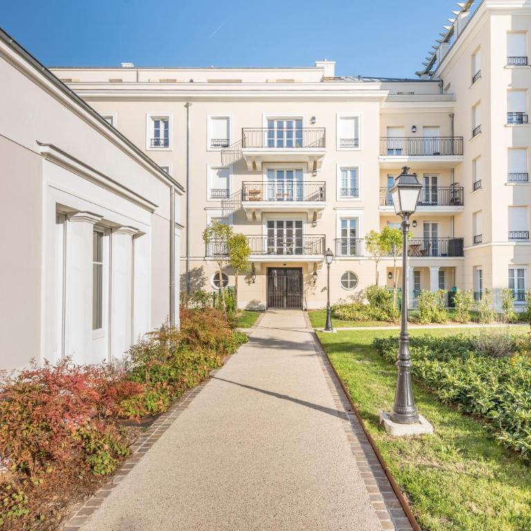 Air-conditioned apartment, walking distance to disney - DISNEY MAGICAL HOMES, PARIS - Appartement - 37