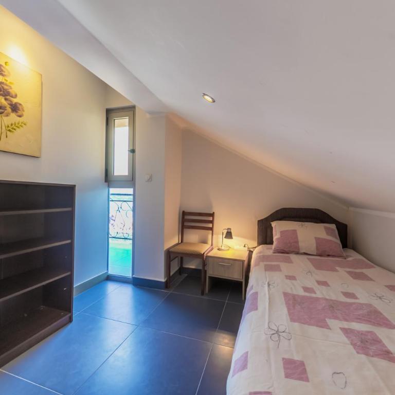 Villa Tivat - Vila s 5 Spavaćih Soba i Sopstvenim Bazenom - 19