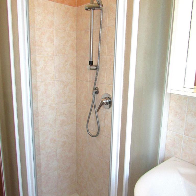 Patrizia - Two-Bedroom Apartment - 8