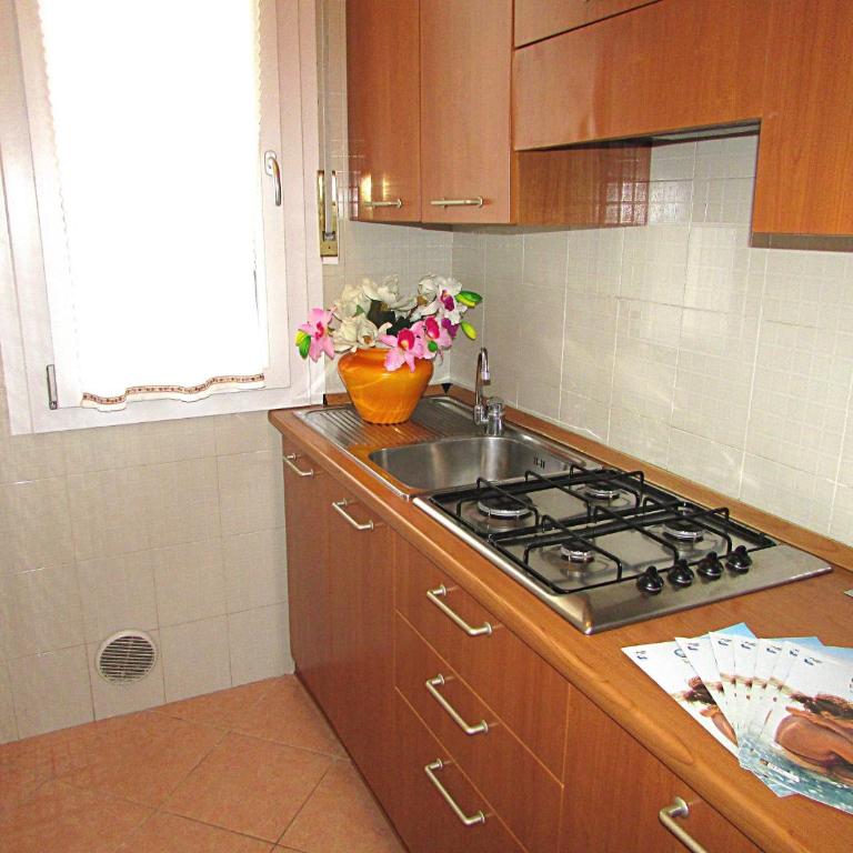 Patrizia - Two-Bedroom Apartment - 11