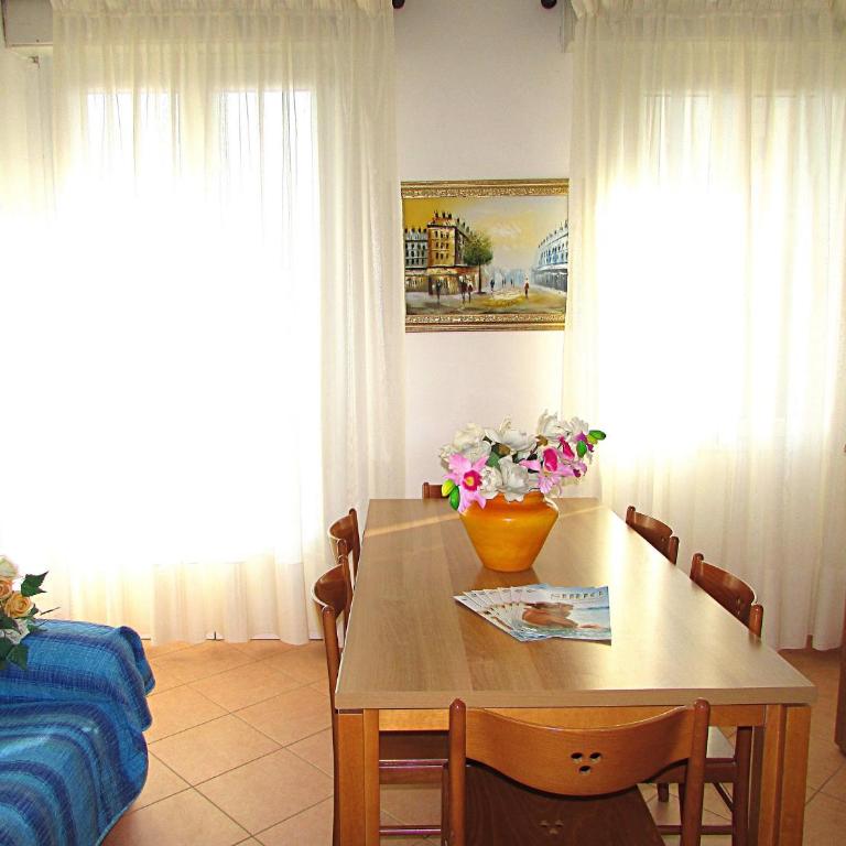 Patrizia - Two-Bedroom Apartment - 18