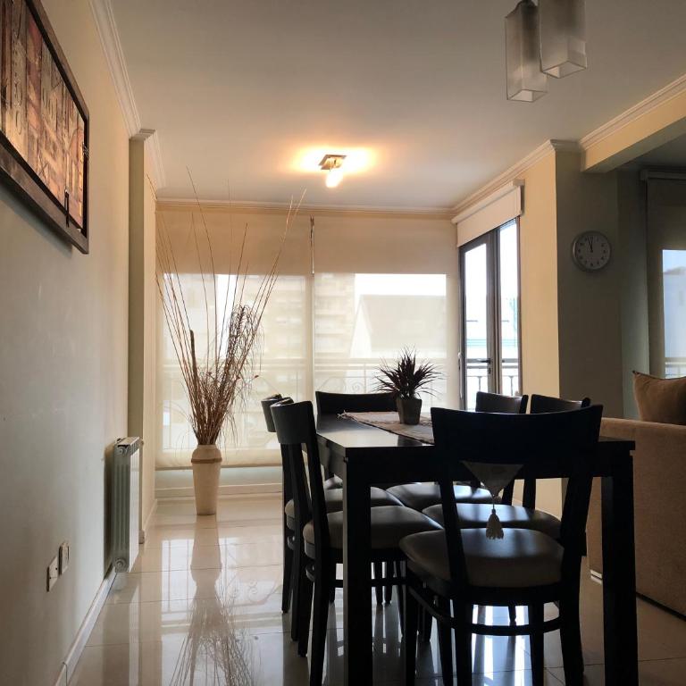 Dpto amplio y luminoso en Nueva Córdoba - Buenos Aires e Irigoyen - Apartamento con balcón - 24