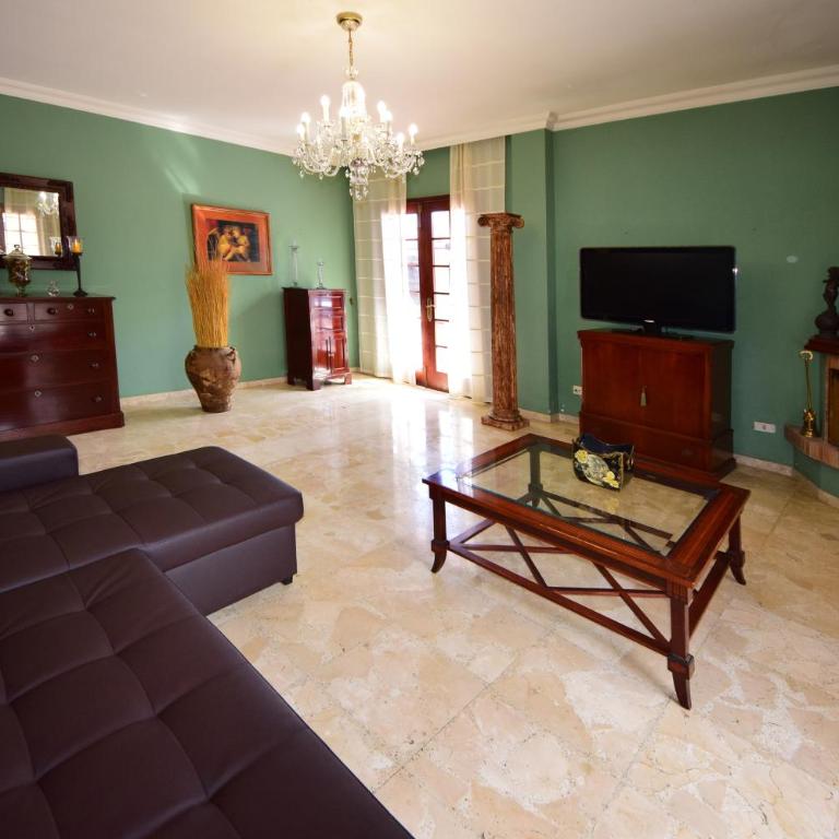 Alina - Vivienda vacacional con piscina privada - Casa - 16