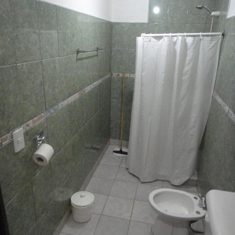 Hotel Los Antiguos - Habitación Superior con cama extragrande - 11