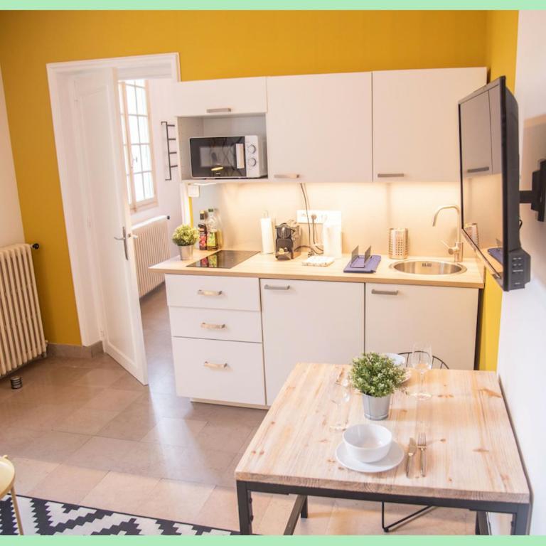 ★ LE PETIT AVIGNONNAIS ★ BELEZA ★ INTRAMUROS ★ CENTER ★ - Appartamento - 5