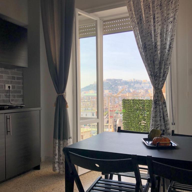 Ottieri Apartment Napoli Room&Kitchen with Panoramic View - Family Room with Sea View - 10