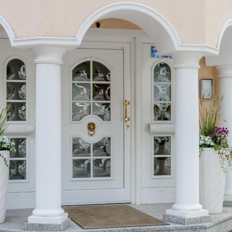 Villa Castelbell - Apartamento de 3 dormitorios - 2