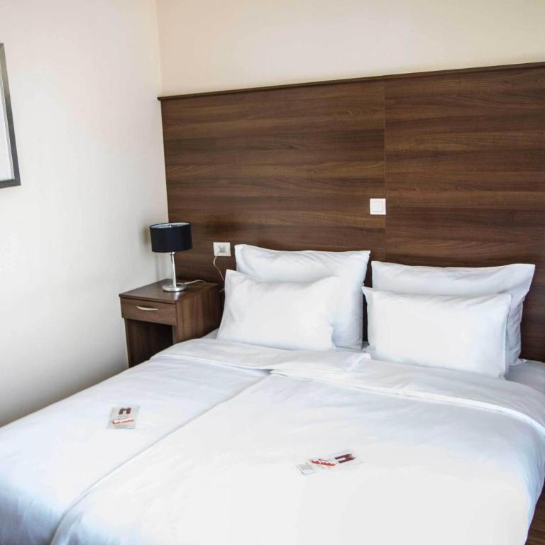 Hotel M - Double or Twin Room - 16