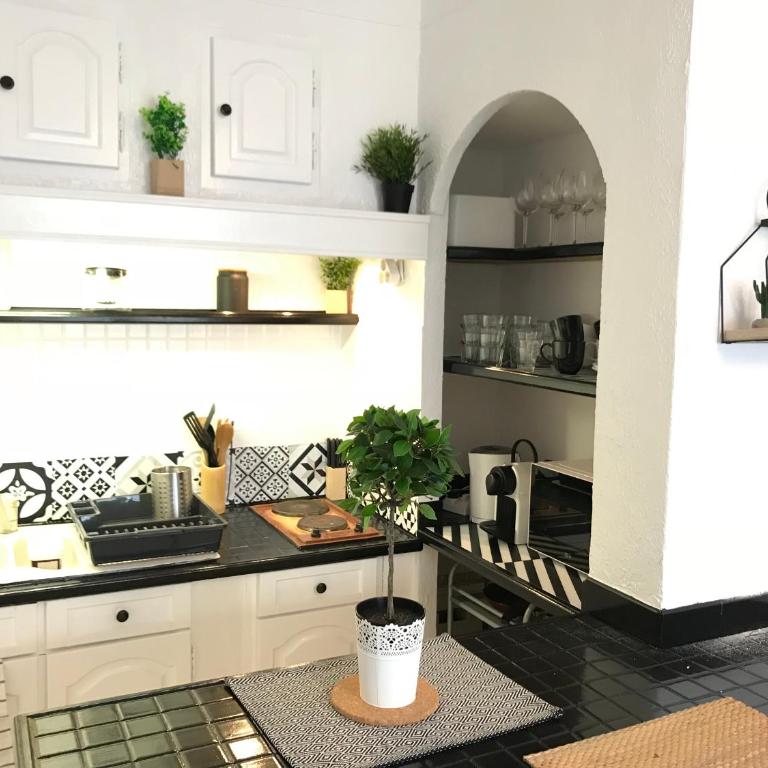 Superbe ! Appart T3 - Vue mer - Garage - Appartement 2 Chambres - 7