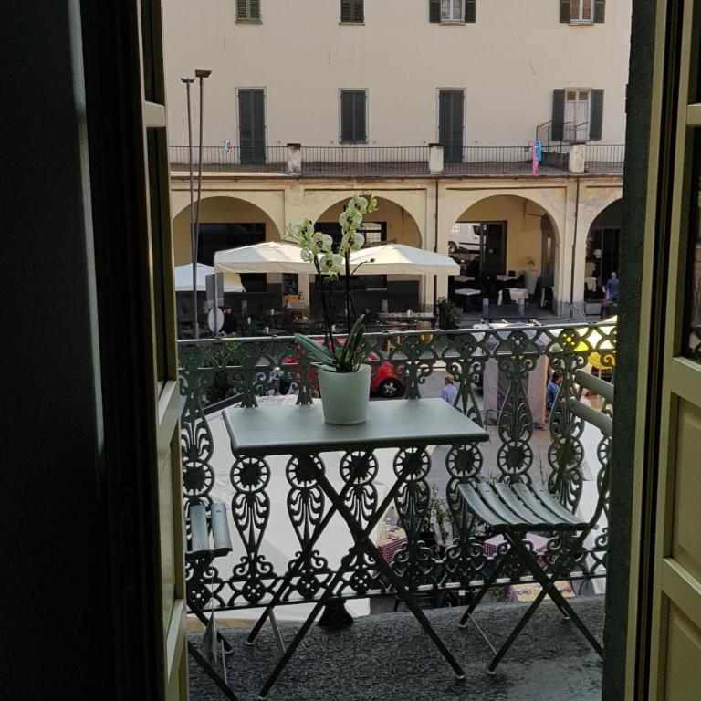 Appartamento Pertinace Centro Storico Alba - Appartamento - 11