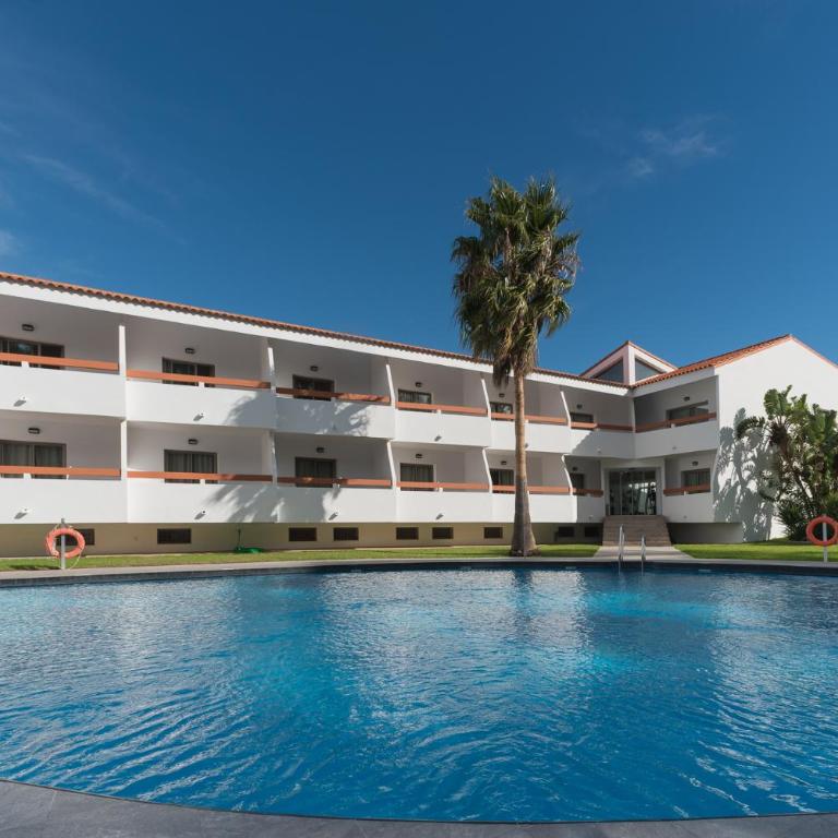 Hotel Pradillo Conil - Habitación Doble con vistas a la piscina - 1 o 2 camas - 2