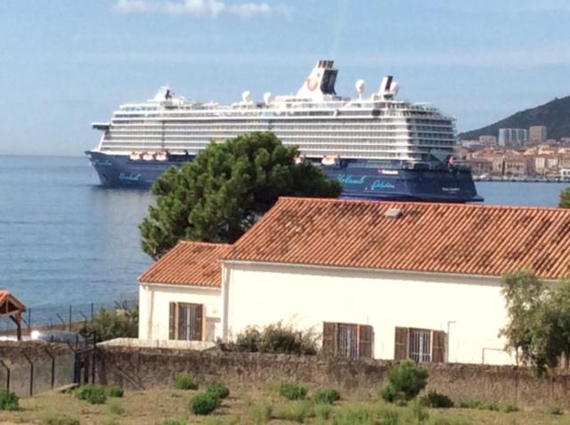 Villa d'exception, piscine, vue mer, plage à 100M - Villa - Vue sur Mer - 16