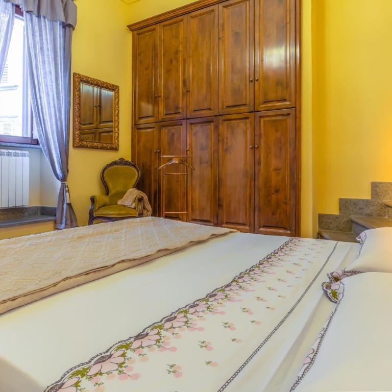 B & B La Fontaine Residenza D'Epoca - Camera Matrimoniale con Bagno Privato - 5