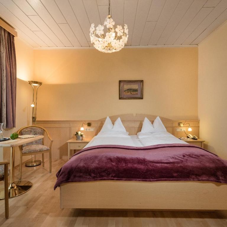Hotel Alpenblick - Standard Doppelzimmer - 11