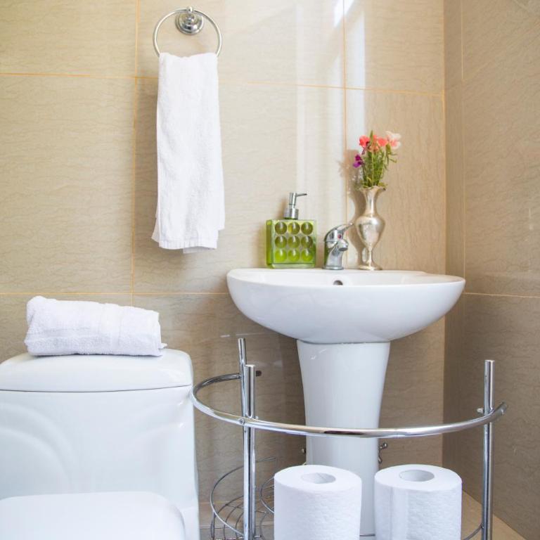 Escalera al Puerto Guest House - Double Room with Private External Bathroom - 3