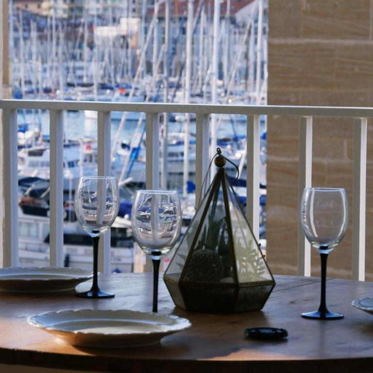 Superbe Vue sur le Vieux Port - 70 m2 - centre avec Terrasse privée option Parking - Appartement - Vue sur Mer - 9
