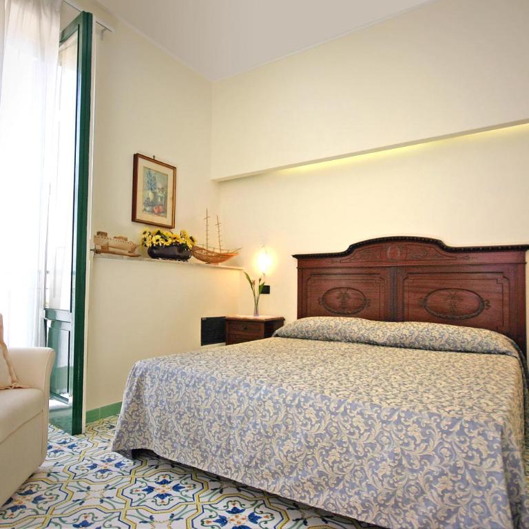 Sorrento Inn Guesthouse - Camera Tripla - 4