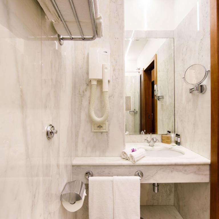 Hotel Palazzo Guardati - Classic Double Room - 4