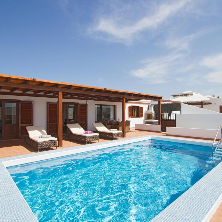 Villa Andres - Vacation Home - 1
