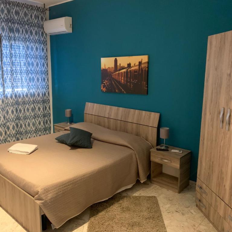 Harmony Rooms - Deluxe Room - 1