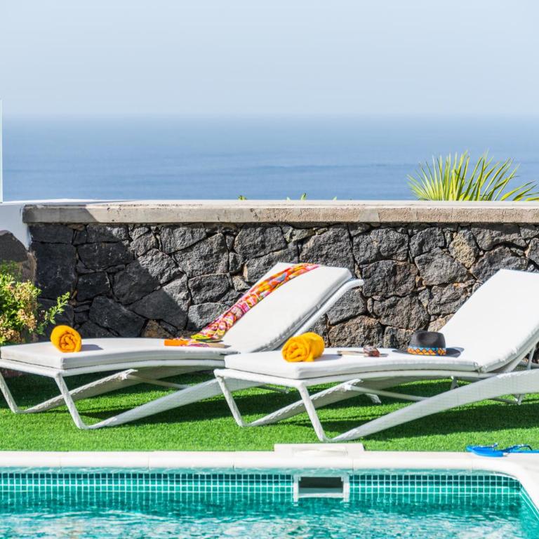 LUXURY WHITE VILLA with sea view, heated pool - Villa - 53