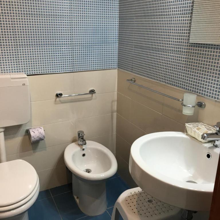 La Conchiglietta - Double Room with Balcony and Sea View - 5